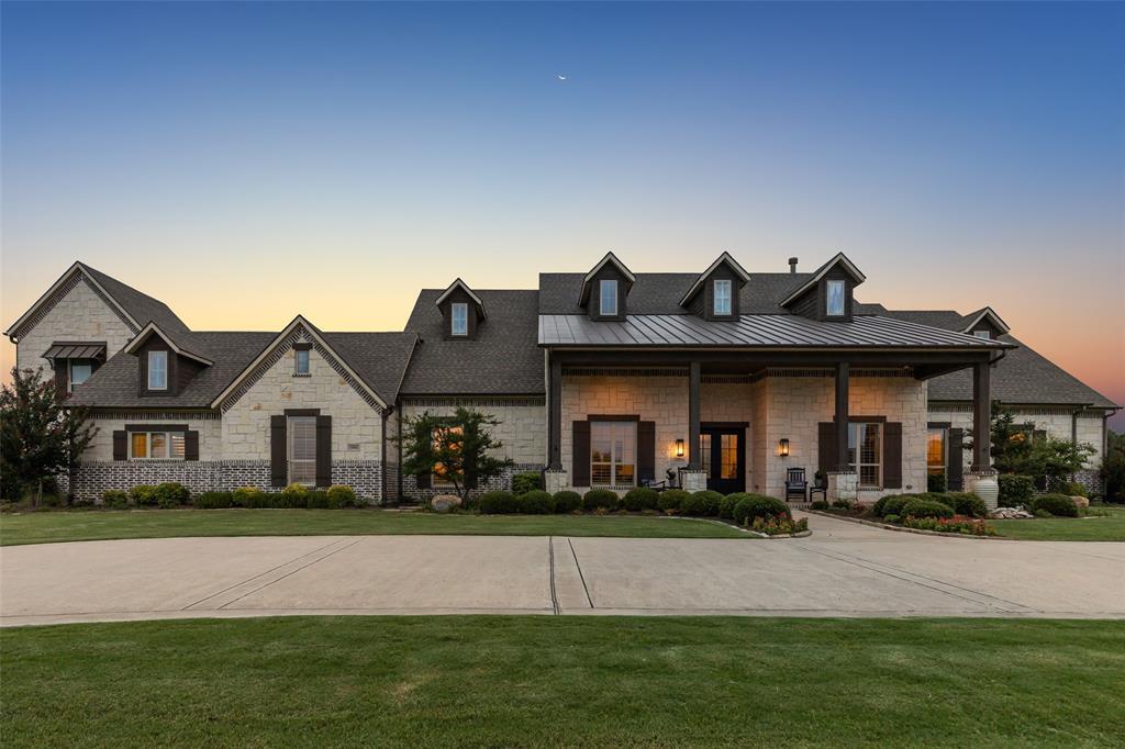 Property Photo: 3081 Brookhollow Court TX 75078