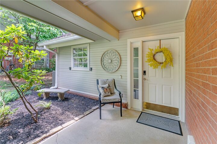 Property Photo:  2531 E Joyce Boulevard  AR 72703 