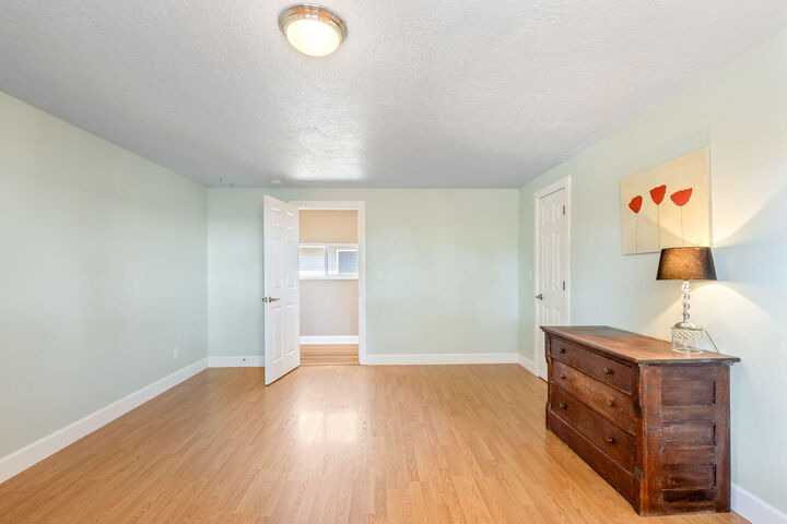 Property Photo:  19190 Pinehurst Road  OR 97703 