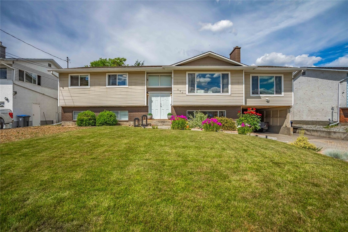 Photo de la propriété:  430 Molnar Road  BC V1X 5H6 