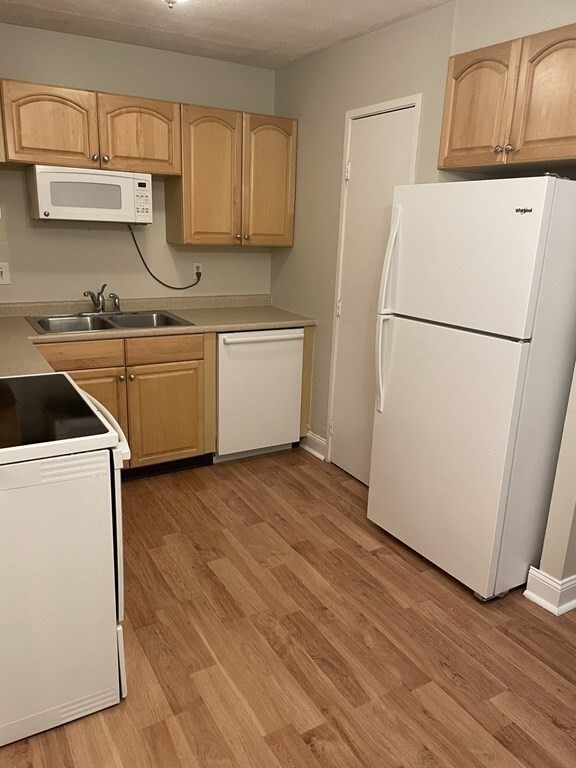 Property Photo: 15 Chapel Hill 7 MA 02360