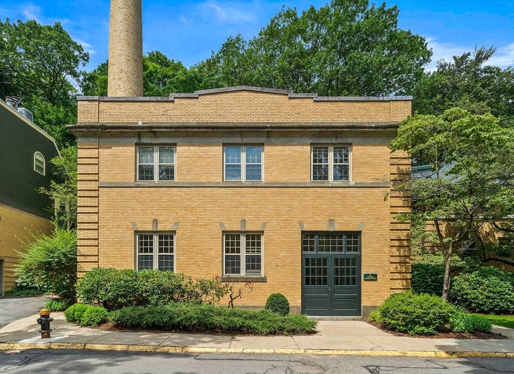 Property Photo:  81 Glen Road S2  MA 02445 