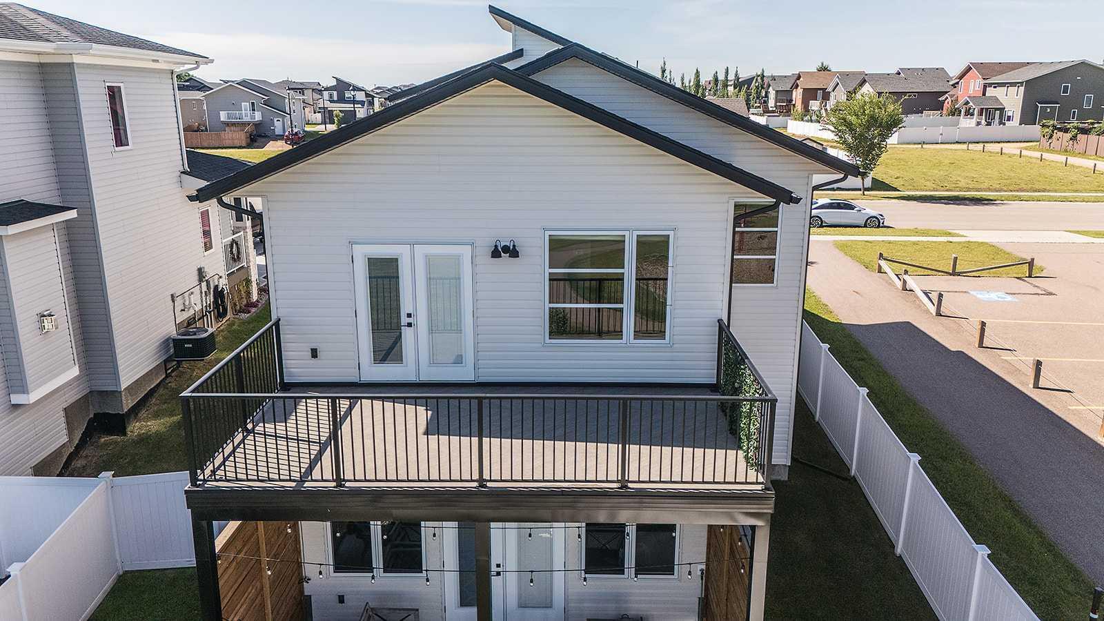 Property Photo: 124 Eastpointe Drive AB T4M 0H4