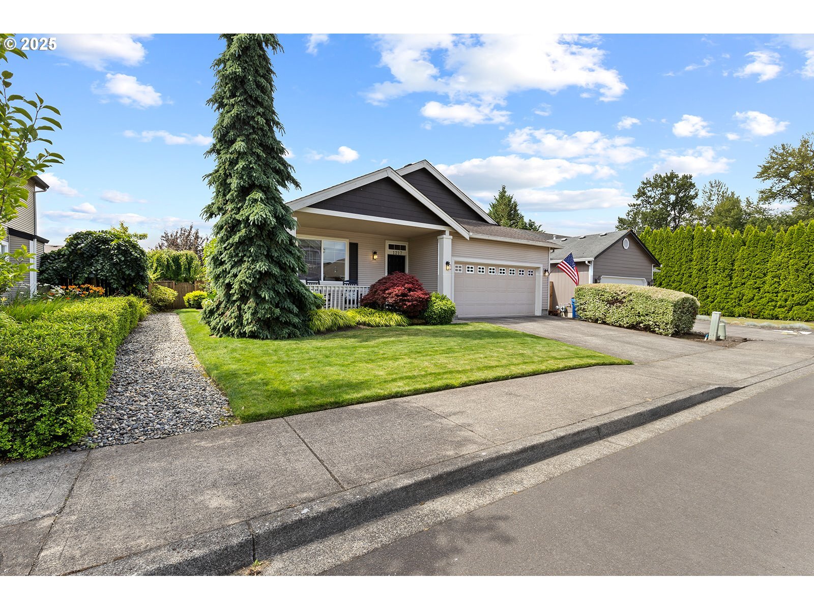 Property Photo: 1217 NW 13th St WA 98604