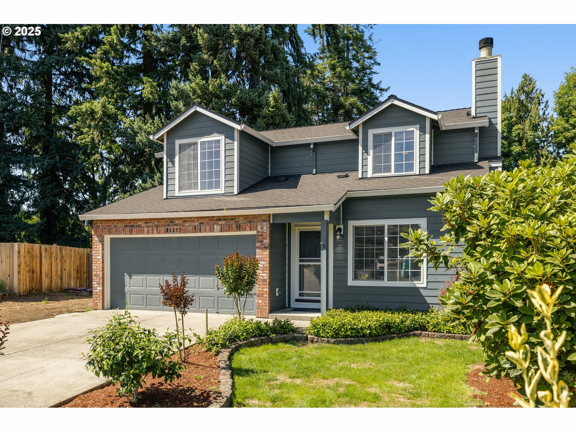 Property Photo: 33217 SW Meadowbrook Dr OR 97056