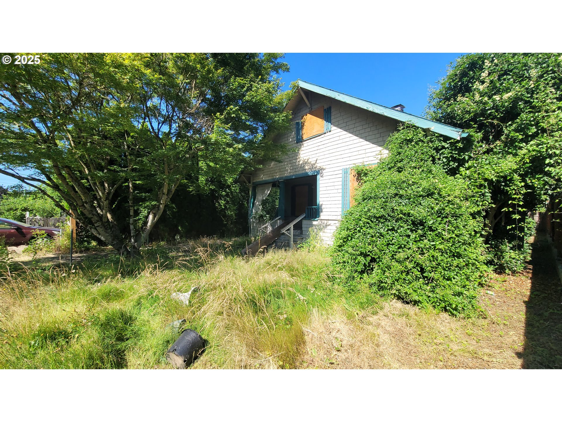 Property Photo: 4734 NE 100th Ave OR 97220
