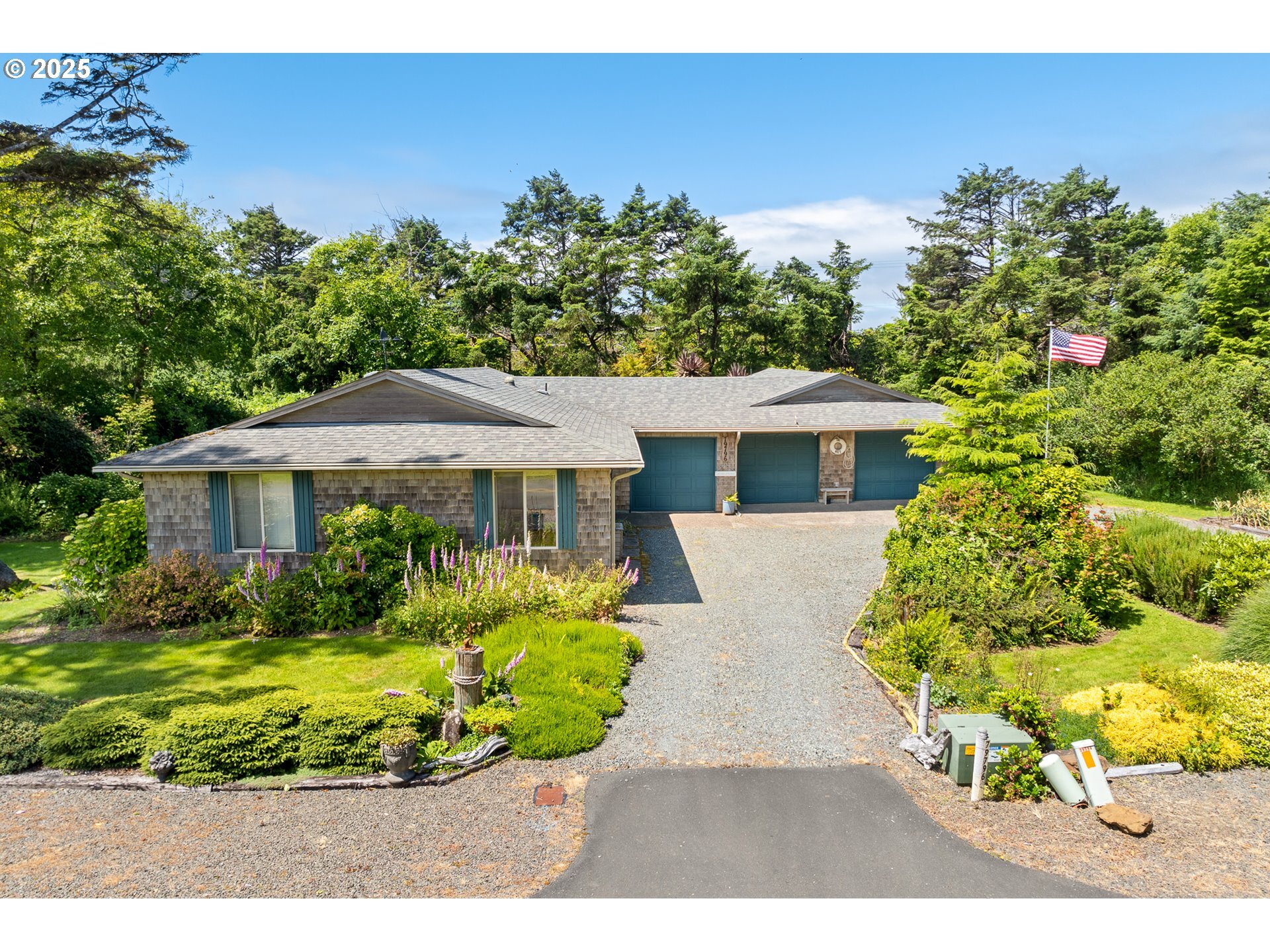 Property Photo:  79796 E Beach Rd  OR 97102 