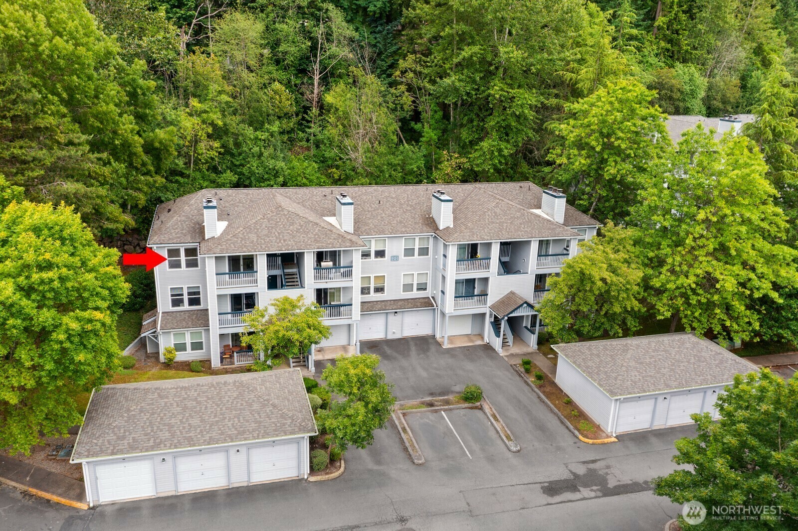 Property Photo: 33020 10th Avenue SW 301 WA 98023