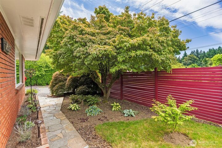 Property Photo: 7923 220th Street SW WA 98026