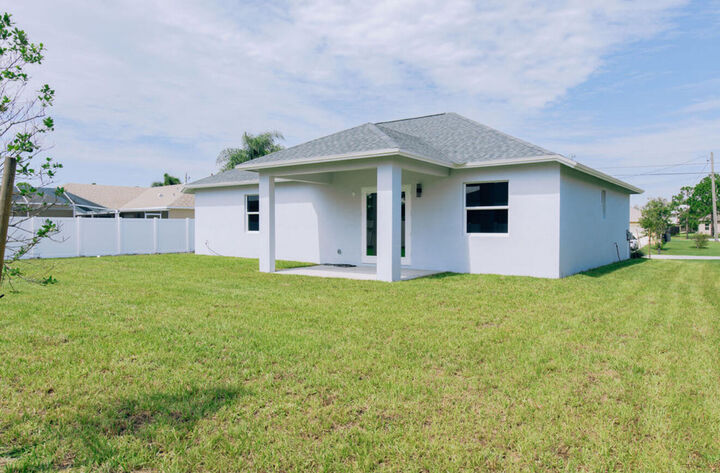 Property Photo: 5941 NW Center Street FL 34986