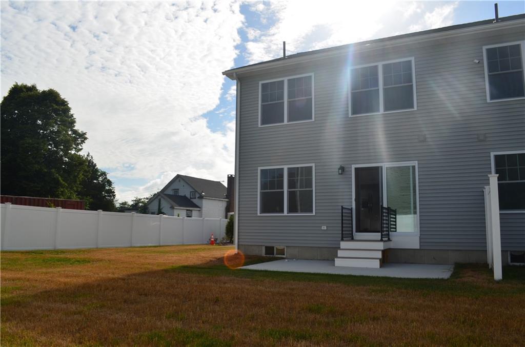 Property Photo:  68 Greene Street 5  RI 02886 