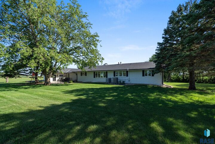 Property Photo: 48156 268th St SD 57005