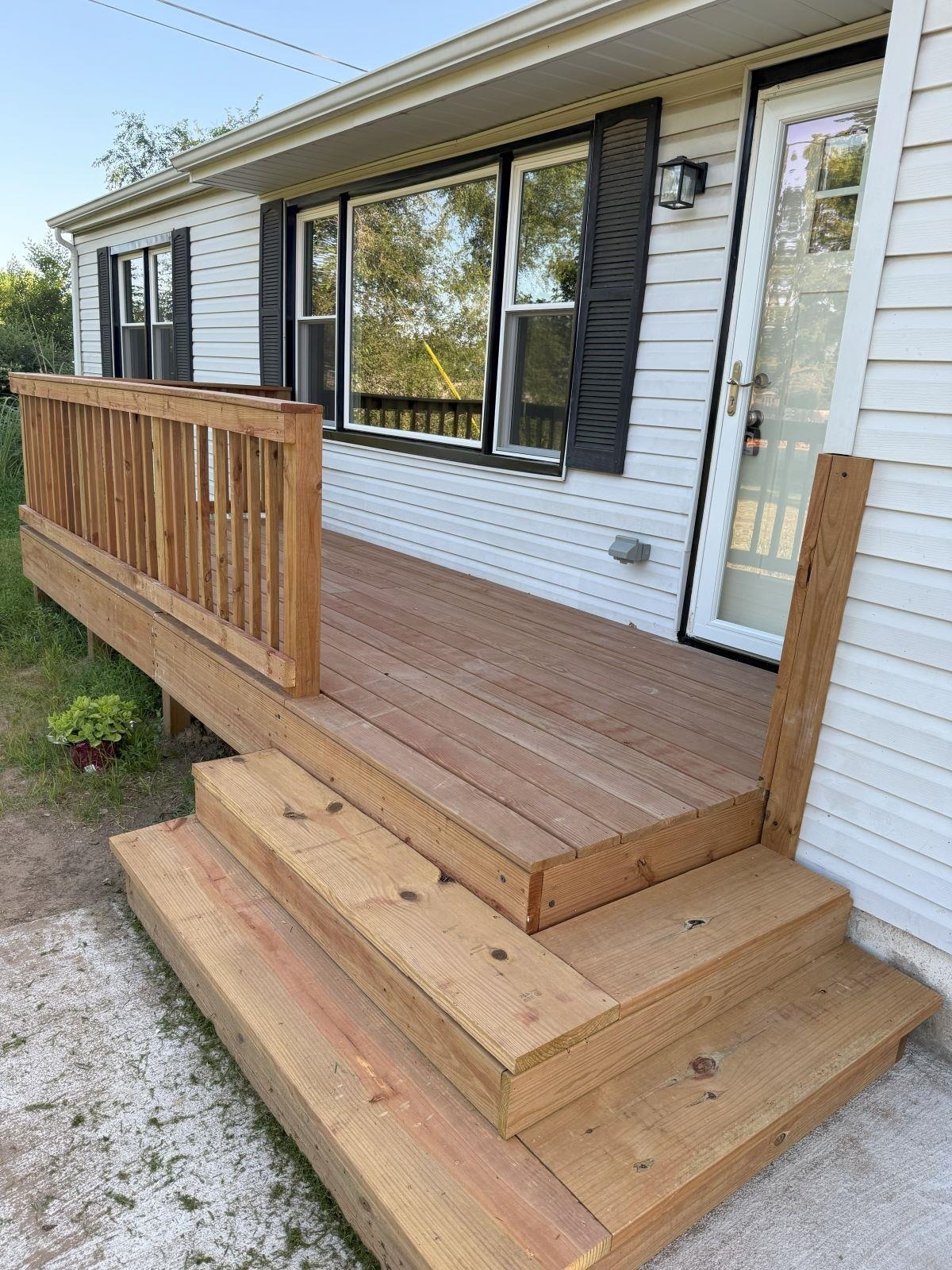 Property Photo: 1114 W 17th Ave KS 67501
