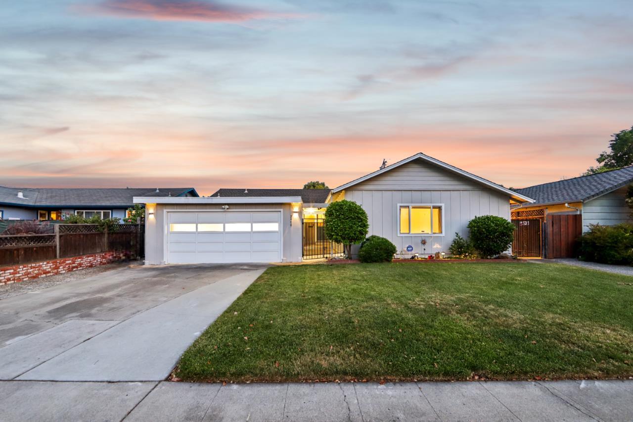 Property Photo: 2408 Aram Avenue CA 95128