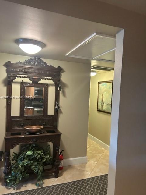 Property Photo: 2801 E Palm Aire Dr 607 FL 33069