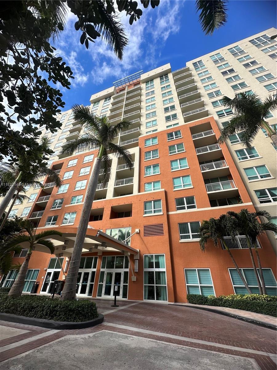 Property Photo: 2000 N Bayshore Dr 1505 FL 33137