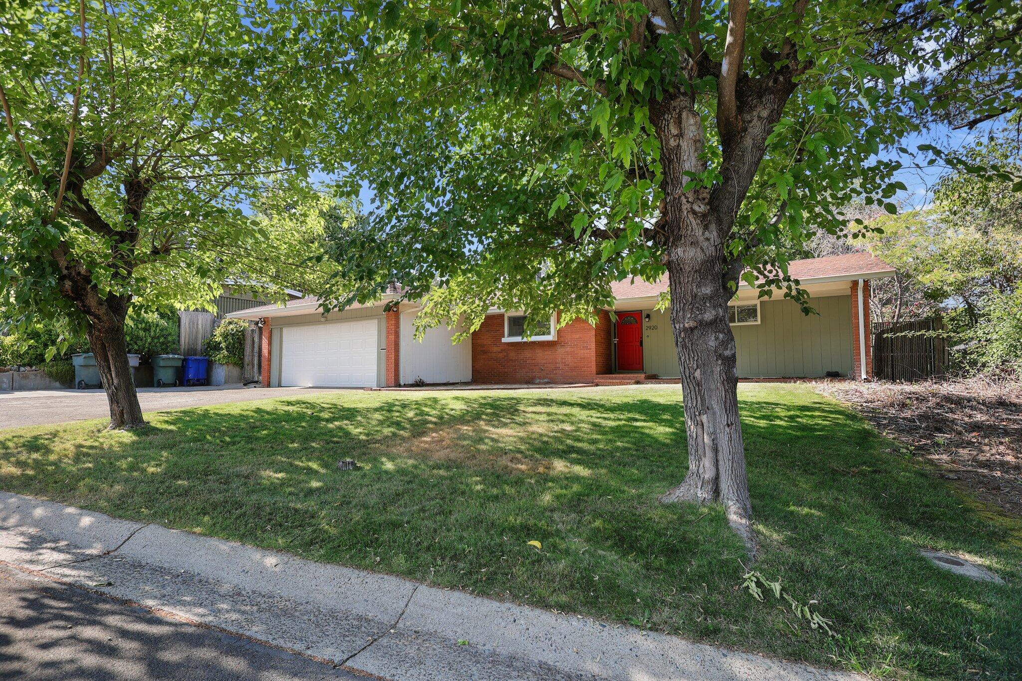 2920 Pioneer Drive  Redding CA 96001 photo