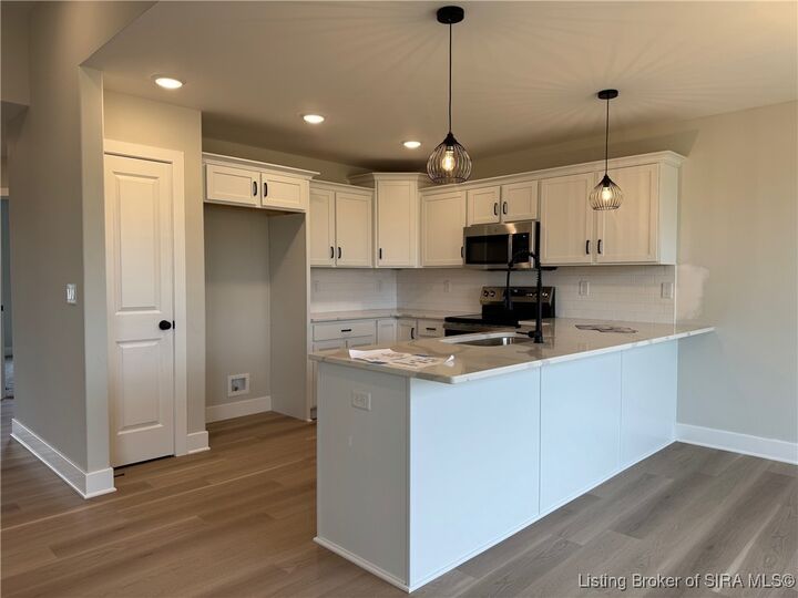 Property Photo: 5113 Woodstone Circle Lot 115 IN 47130