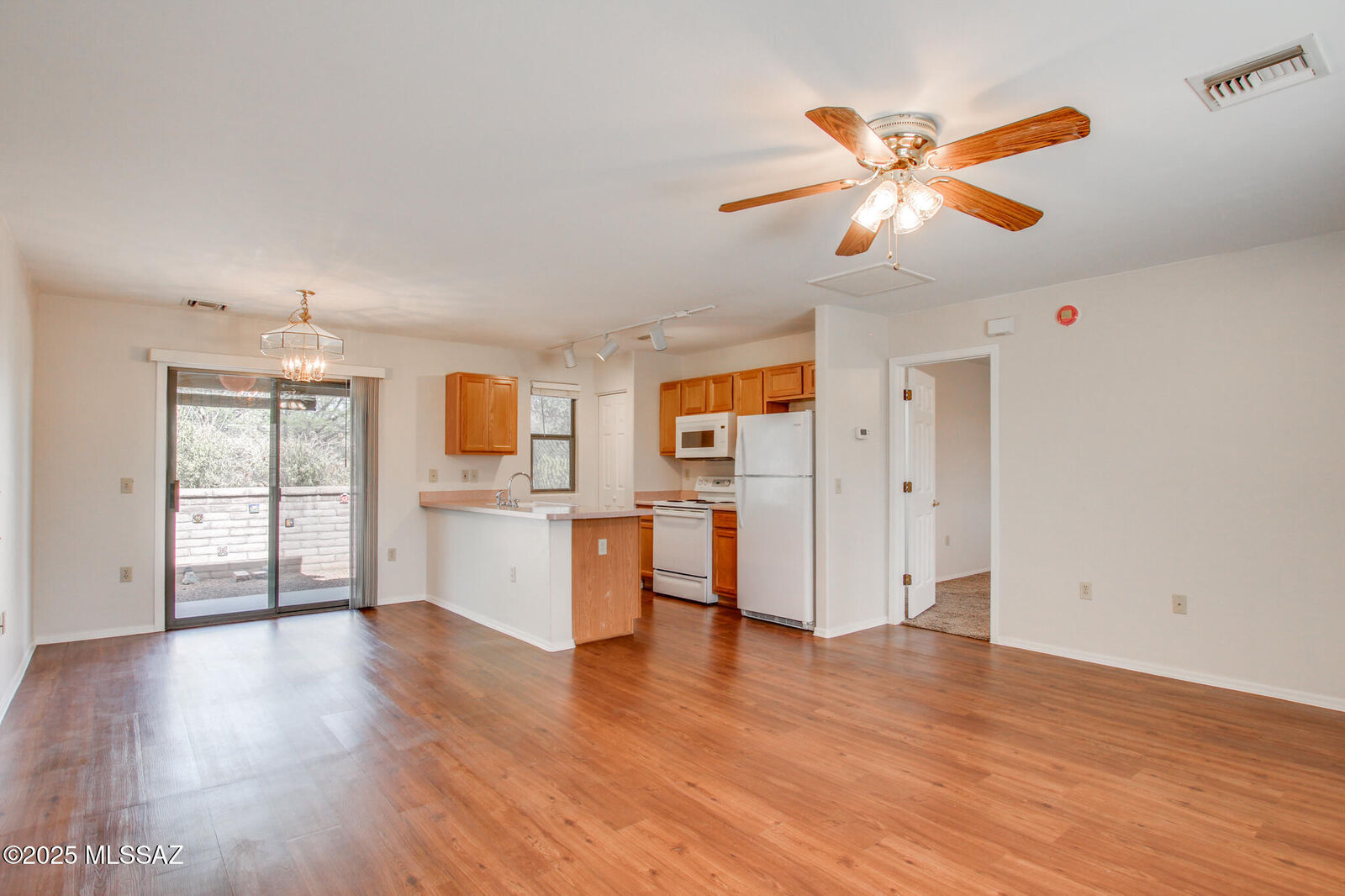 Property Photo:  3870 S Calle Viva  AZ 85614 