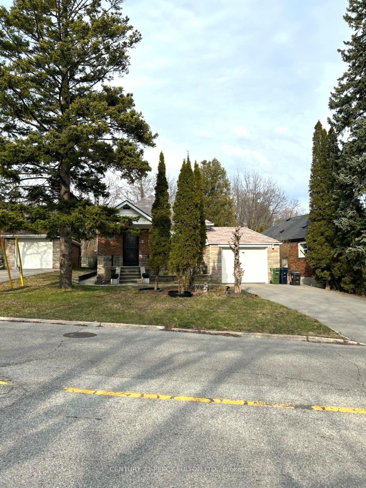 Property Photo: 63 Midland Avenue ON M1N 3Z8