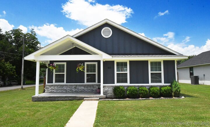 401 N Ash Street  Sallisaw OK 74955 photo