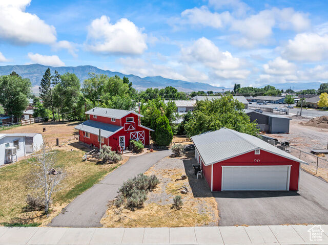 Property Photo:  140 E 200 S  UT 84701 