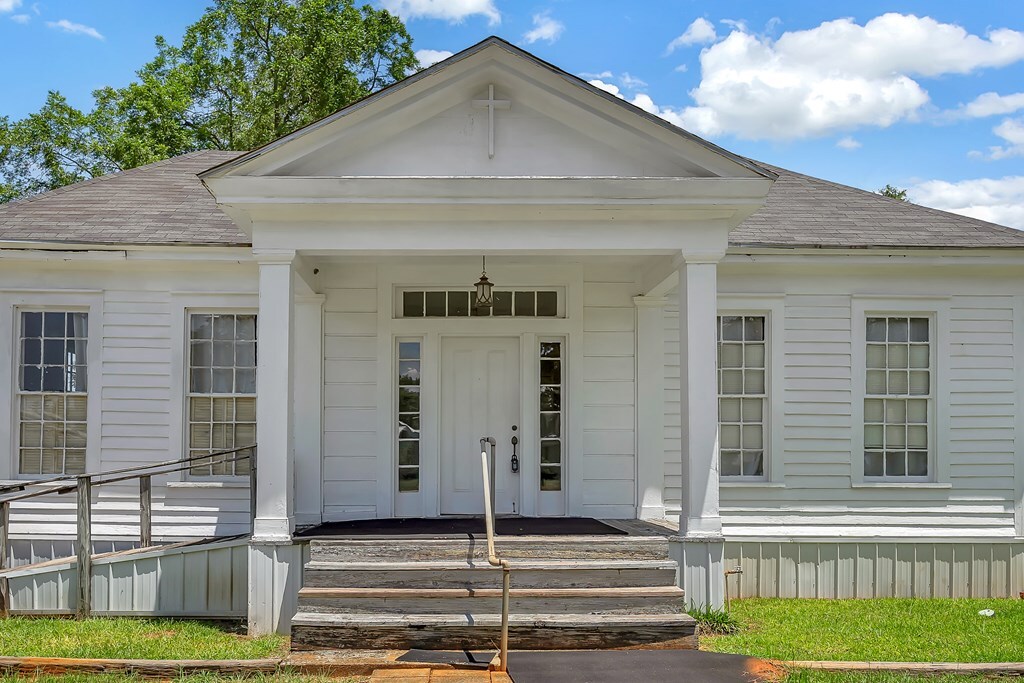 Property Photo: 349 College Street GA 39840
