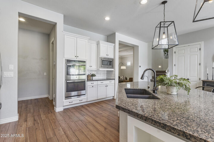 Property Photo:  4292 E Morrison Ranch Parkway  AZ 85296 