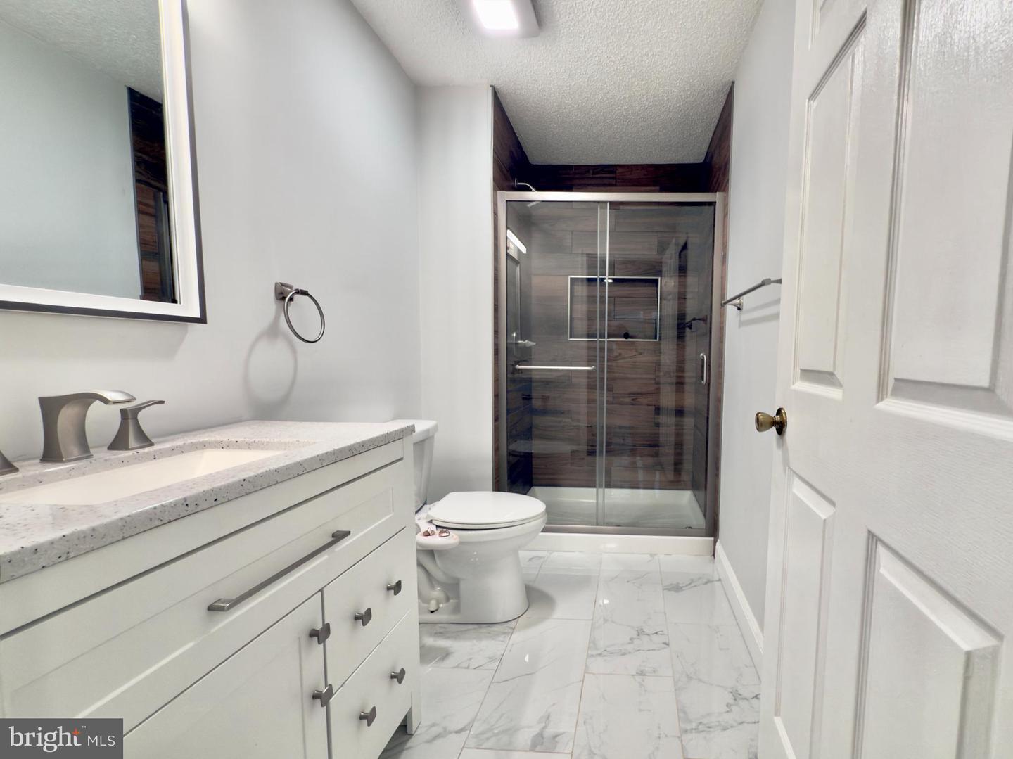 Property Photo: 11 Poillon Court NJ 08648