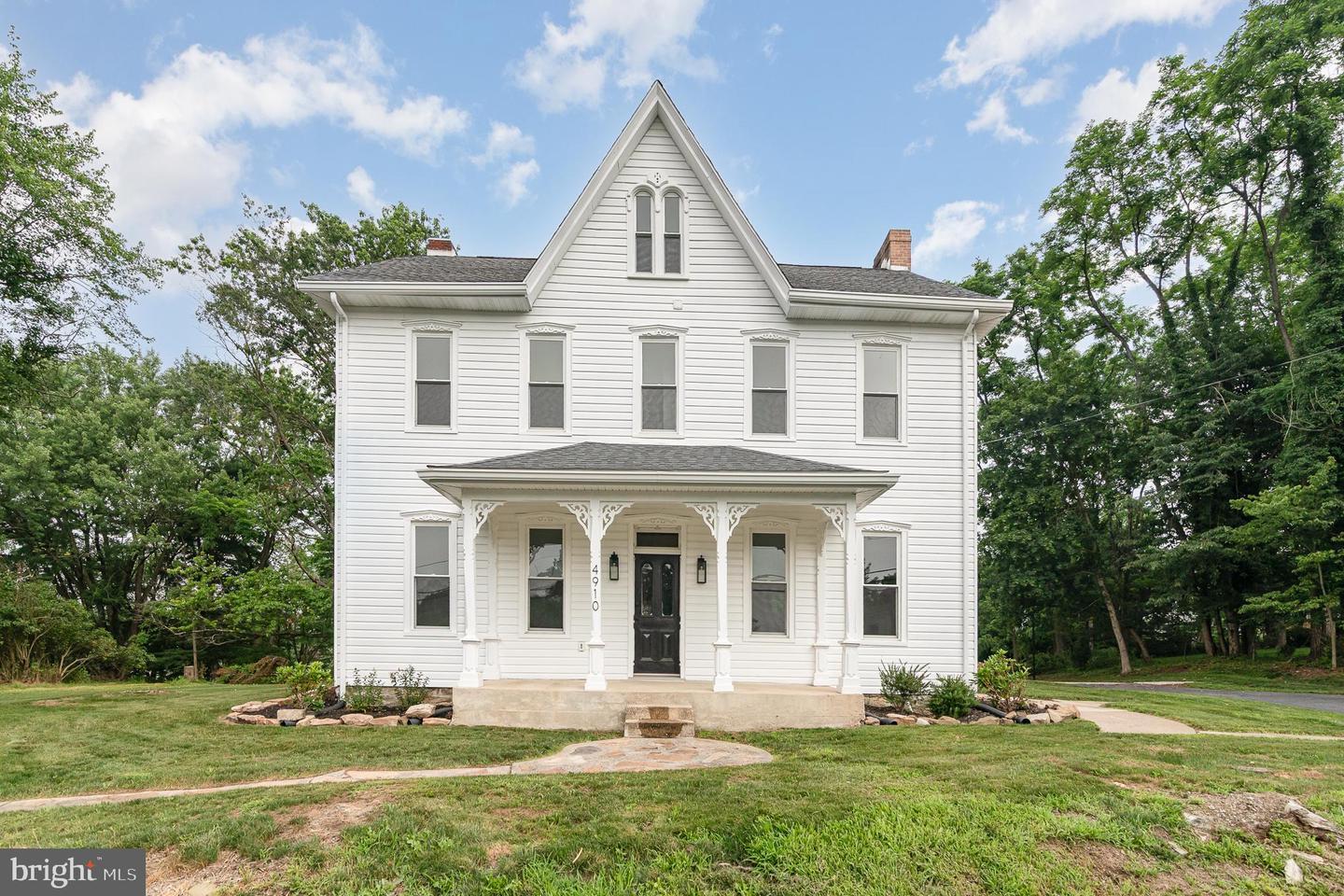 Property Photo: 4910 Earl Drive PA 17112