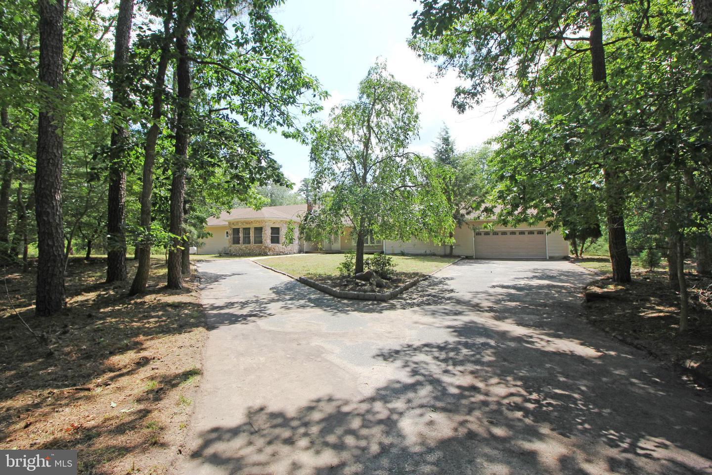 Property Photo: 13 Peggys Lane NJ 08088