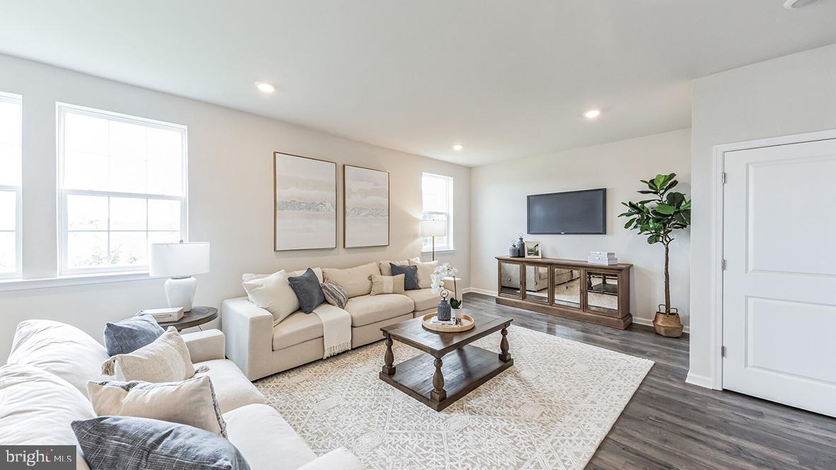 Property Photo:  123 Erica Lane  PA 17512 