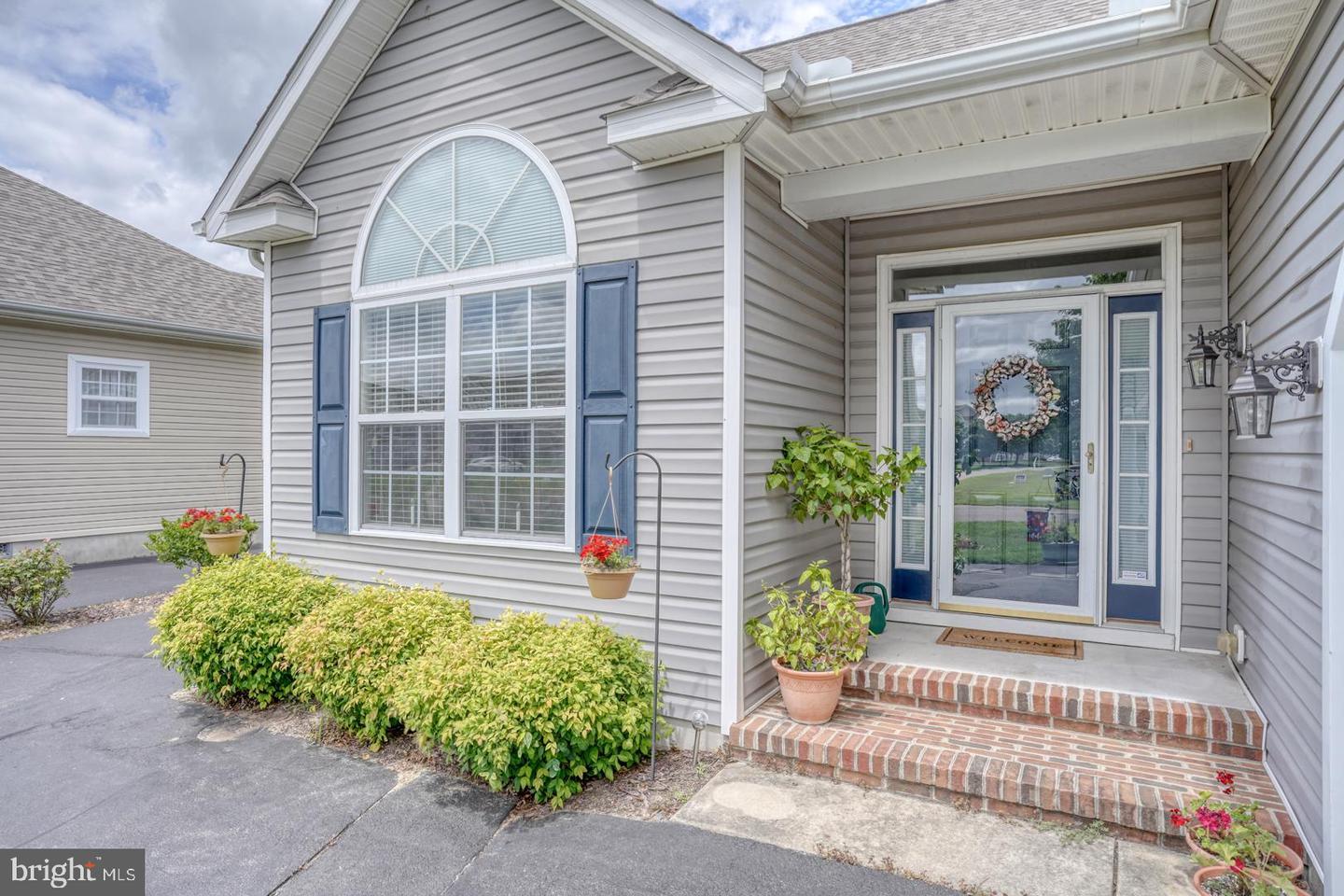 Property Photo: 14 Clearview Drive DE 19963