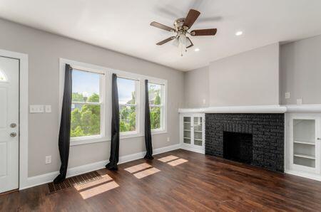 Property Photo: 2107 Cleveland Avenue OH 43211