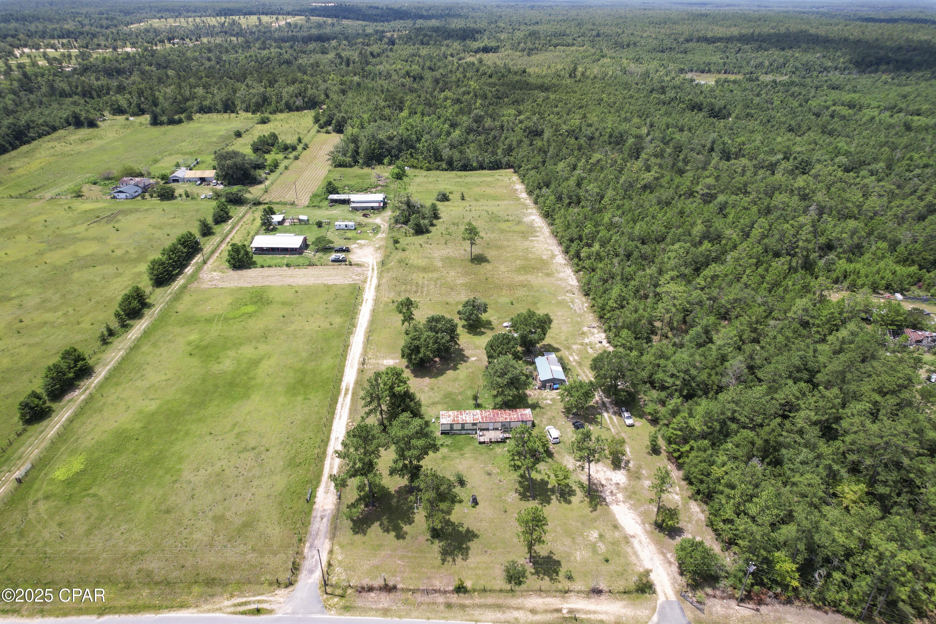 Property Photo: 1025 Washinton Boulevard FL 32428