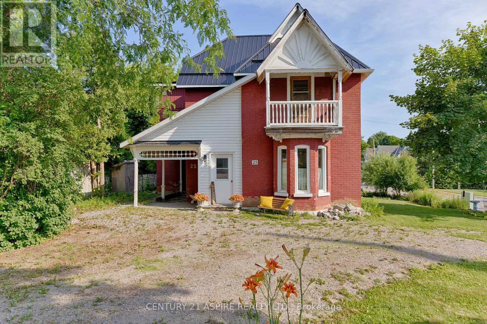 Property Photo: 25 Main Street ON K0J 1K0