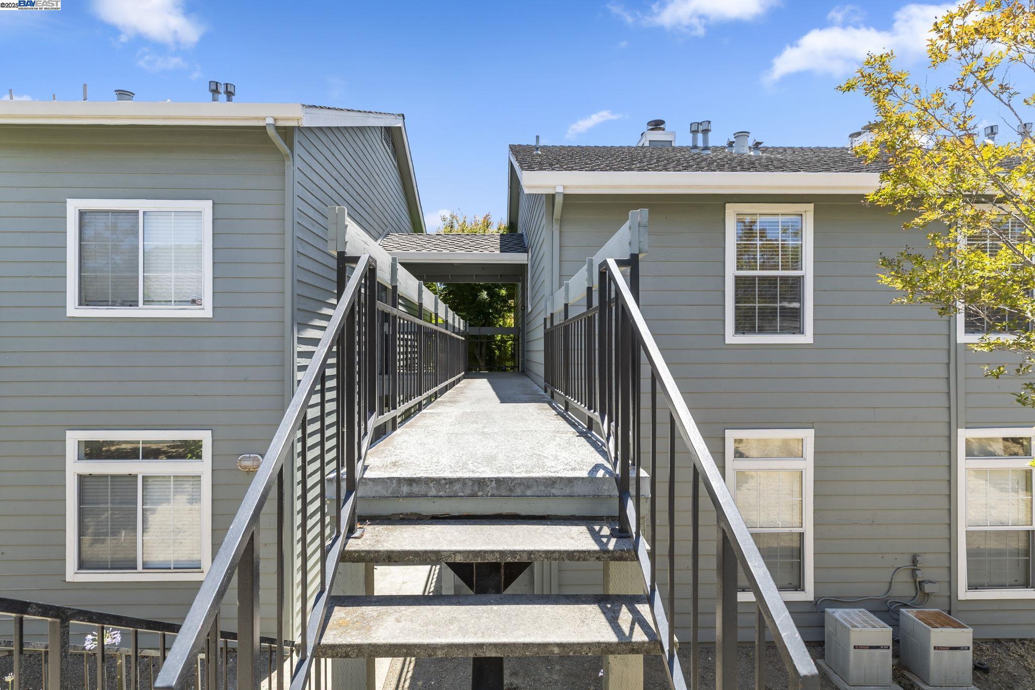 Property Photo: 7710 Canyon Meadow Cir D CA 94588