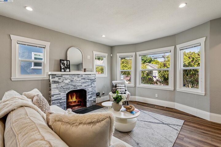 Property Photo: 3032 22nd Ave CA 94602