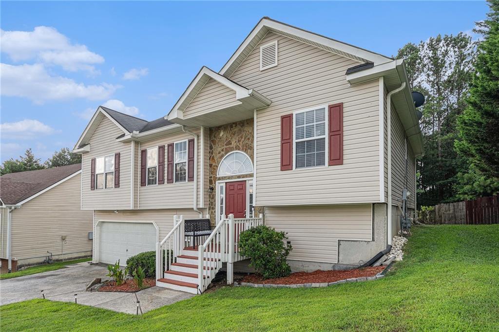 Property Photo: 52 Imperial Drive GA 30141