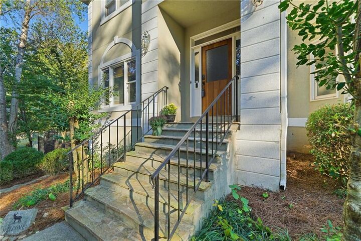 Property Photo: 925 Brandon Ridge Drive GA 30075