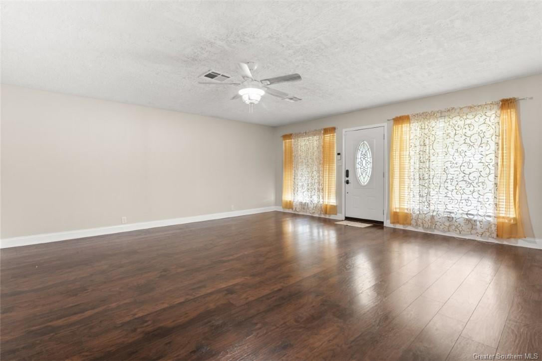 Property Photo: 2807 Mary Ann Drive LA 70663