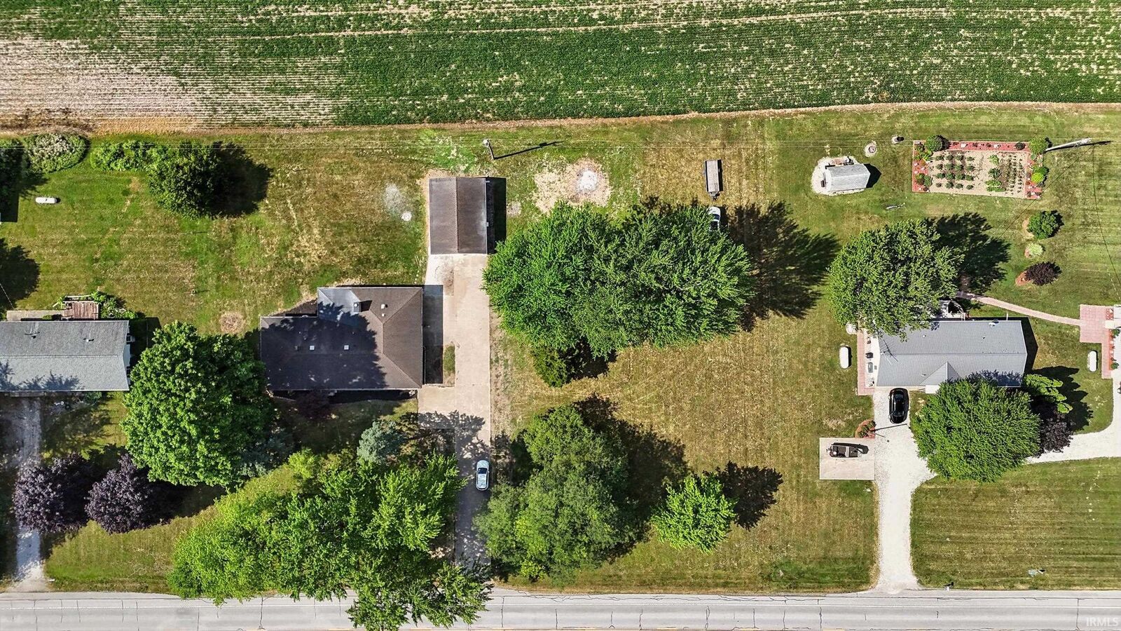 Property Photo: 0422 W US Highway 6 IN 46701