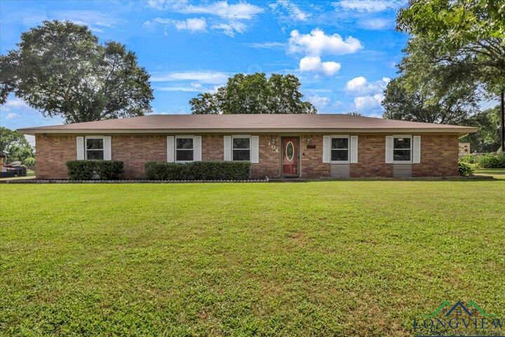 104 Kingbird Cir  Longview TX 75603 photo