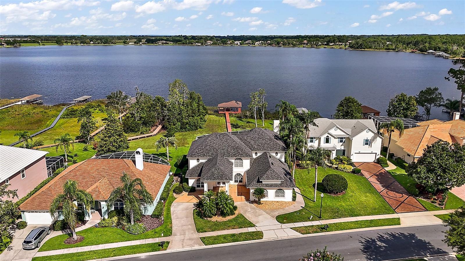 Property Photo: 1861 Edgewater Drive FL 32757