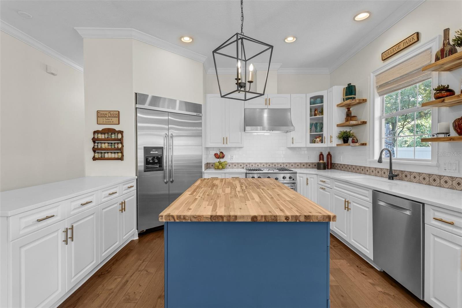 Property Photo: 1100 Edwards Lane FL 32804