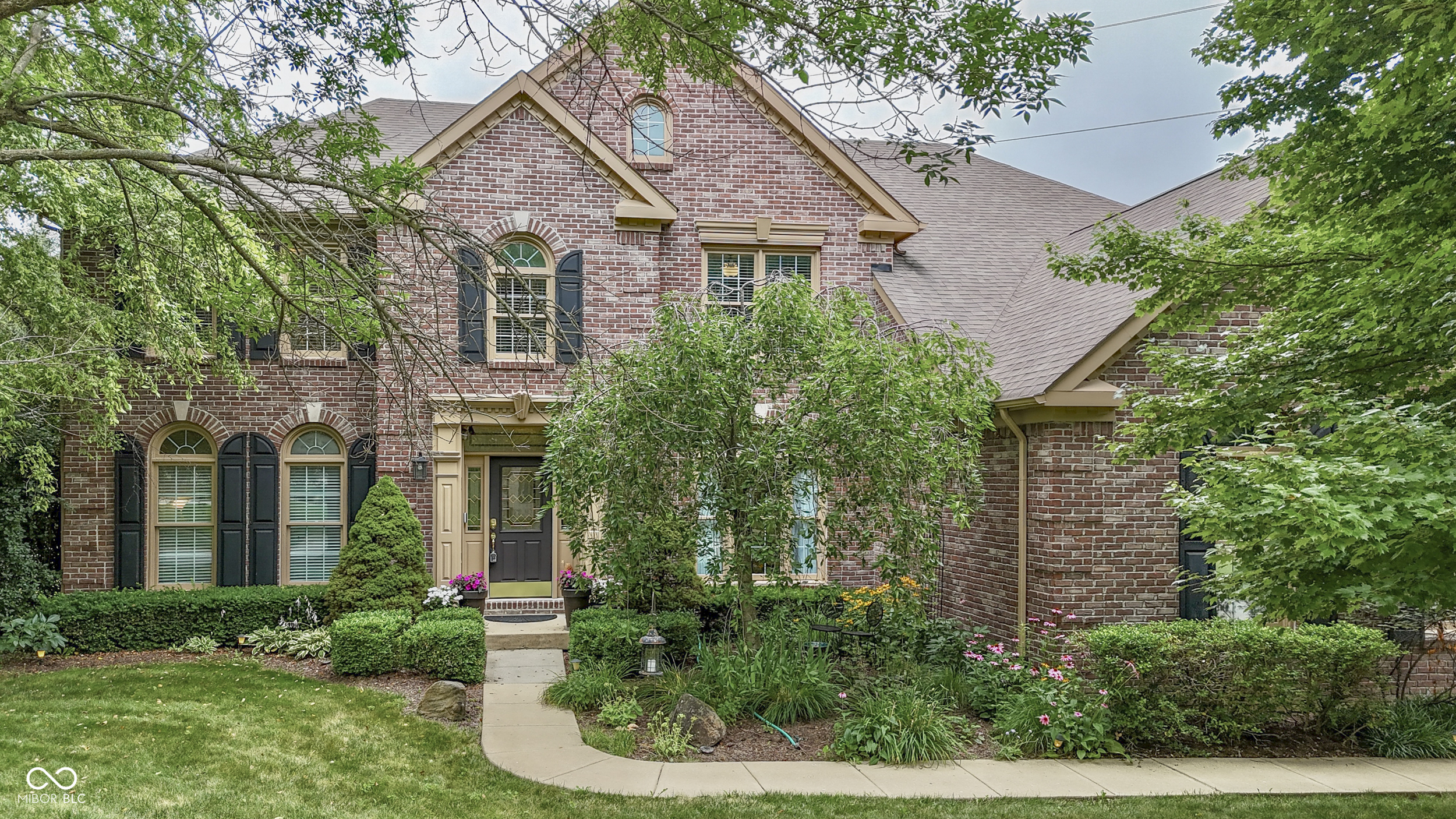 860 Old Eagle Way  Greenwood IN 46143 photo