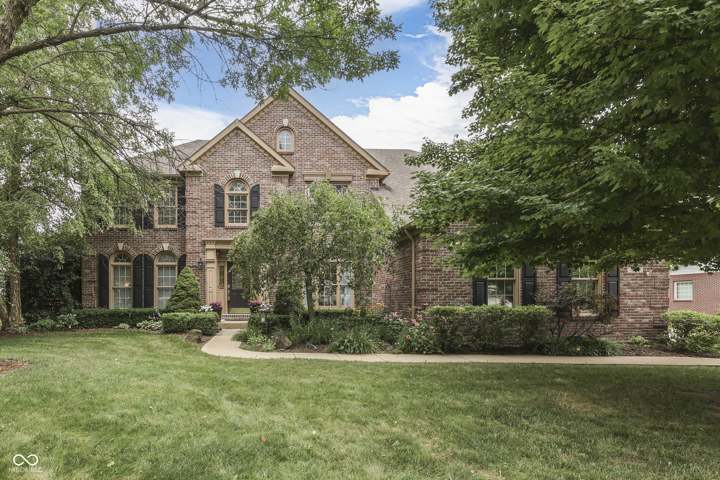 860 Old Eagle Way  Greenwood IN 46143 photo
