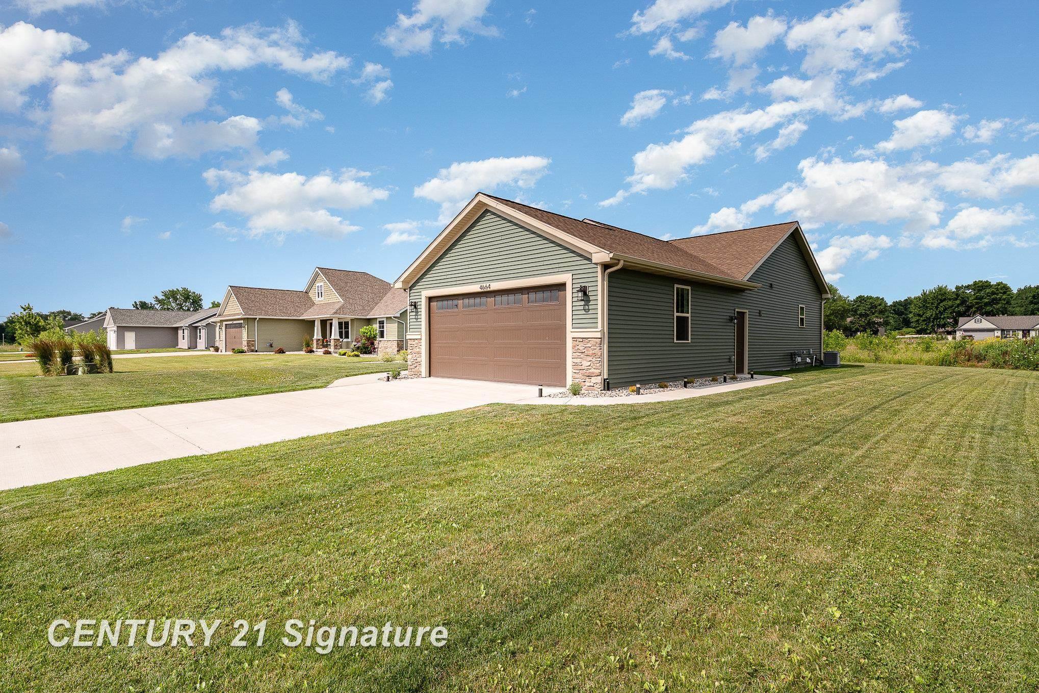 Property Photo:  4664 N West View Drive  MI 48706 