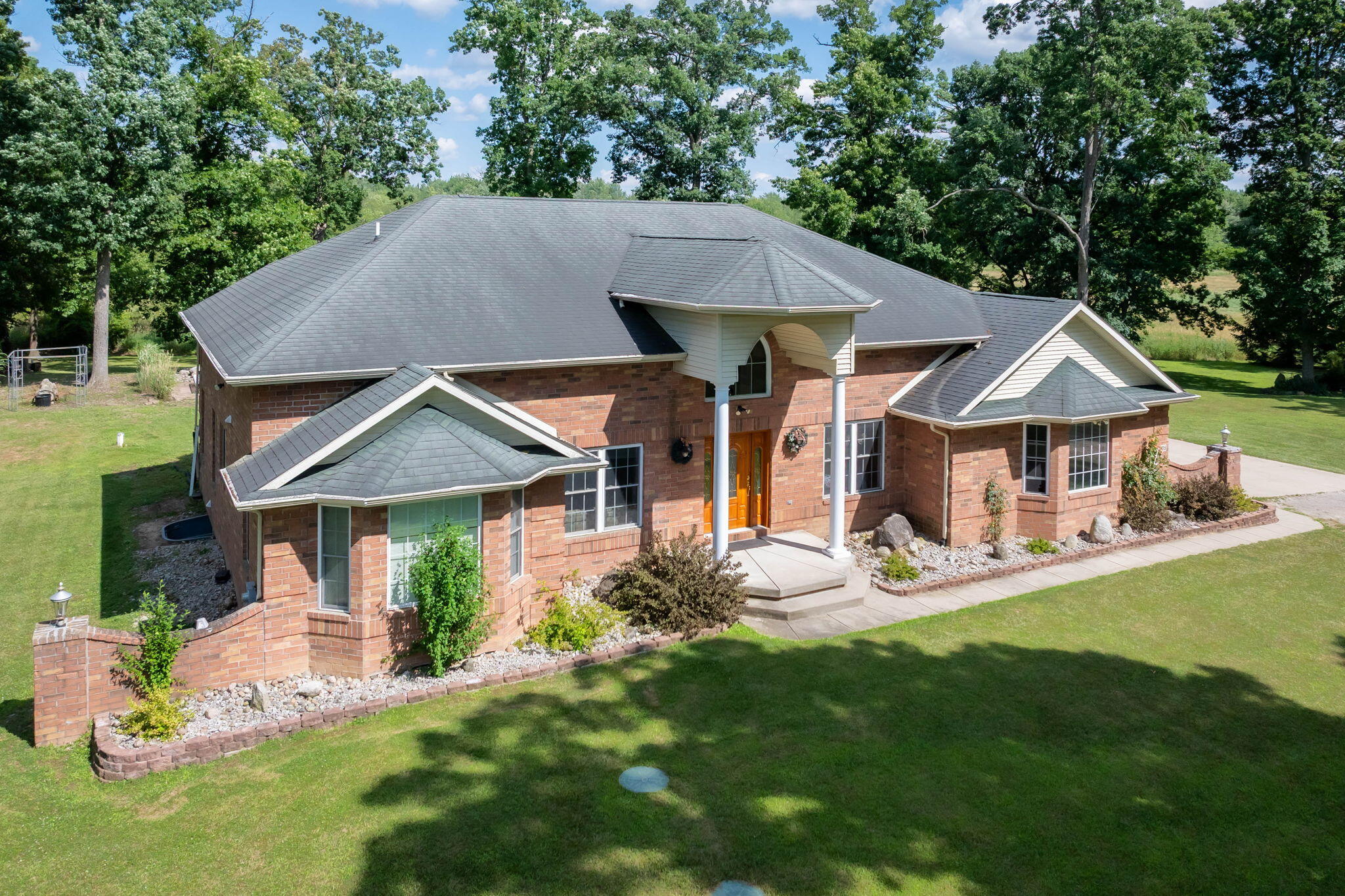 11605 Dunmaglas Drive  Bath MI 48808 photo
