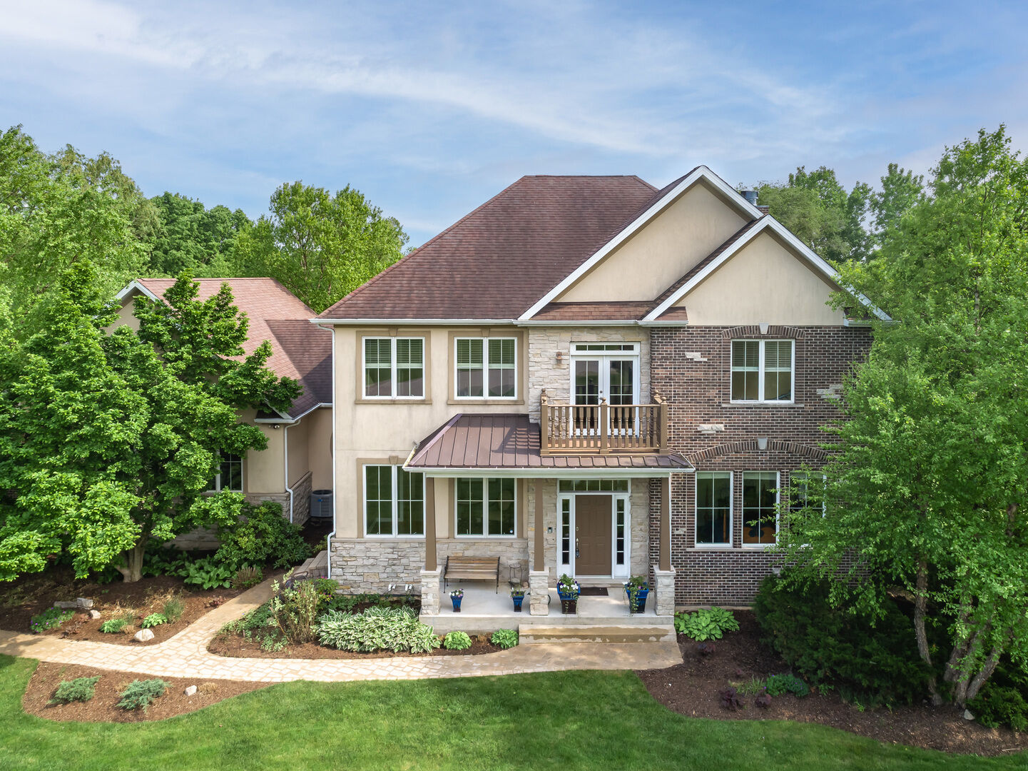 Property Photo:  660 Birch Hollow Drive  IL 60002 